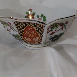 Vintage Floral Porcelain Bowl with Gold Accents